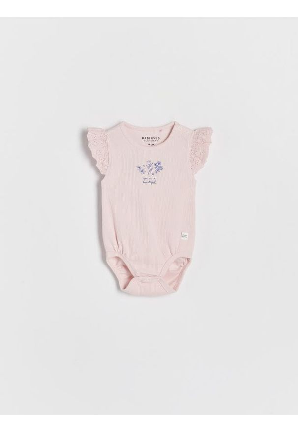 Reserved - Body z falbankami - pastelowy róż. Kolor: różowy. Materiał: bawełna, dzianina