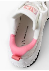 Armani Exchange - Sneakersy damskie ARMANI EXCHANGE XDX120 XV708 M801. Okazja: do pracy, na spacer, na co dzień. Kolor: biały. Sport: turystyka piesza #4