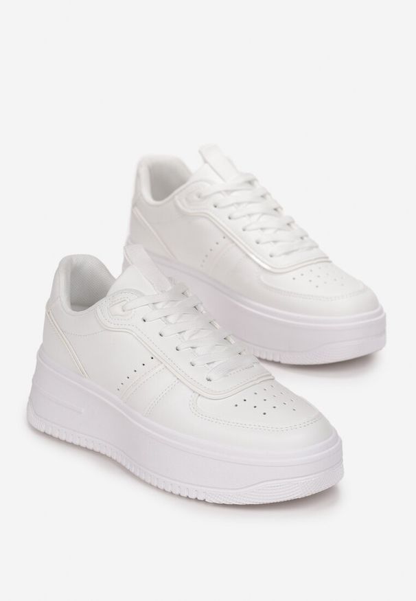 Renee - Białe Sznurowane Sneakersy na Grubej Podeszwie Salsabil. Kolor: biały. Materiał: materiał. Wzór: aplikacja. Obcas: na platformie