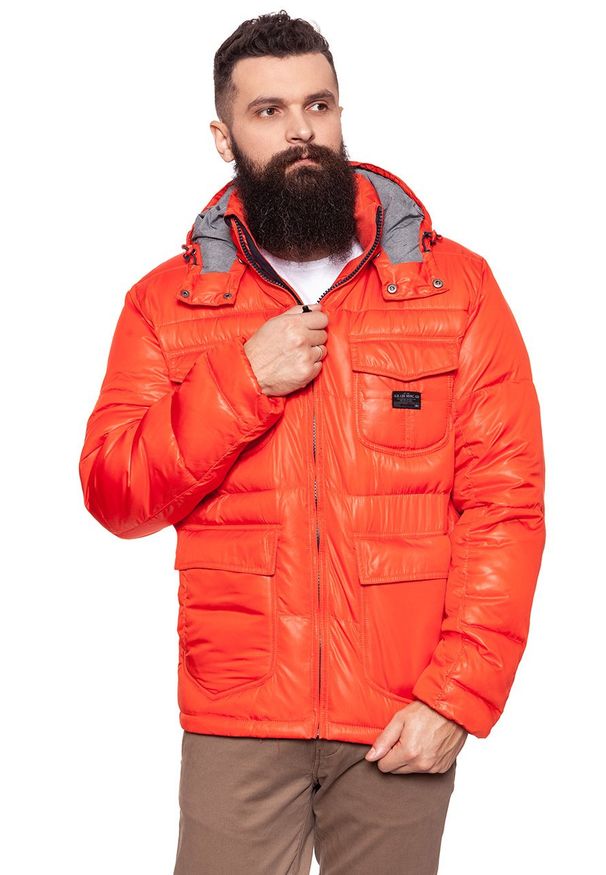 Lee - KURTKA ZIMOWA LEE LOCO PUFFA LAVA RED L87NWSAF. Materiał: puch. Sezon: zima