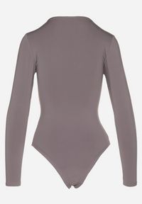 Born2be - Ciemnoszare Body z Okrągłym Dekoltem i Długim Rękawem Zailea. Okazja: na co dzień, do pracy. Kolor: szary. Materiał: jeans, materiał. Długość rękawa: długi rękaw. Długość: długie. Styl: klasyczny, casual #3