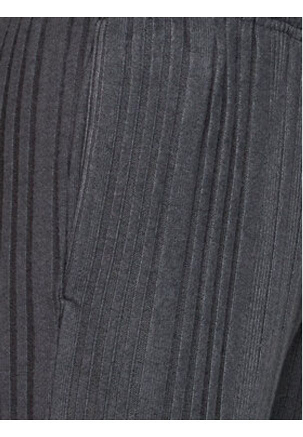 SELMARK - Selmark Piżama Basica P6073 Szary Regular Fit. Kolor: szary. Materiał: syntetyk