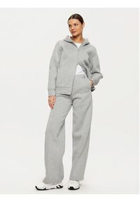 Calvin Klein Spodnie materiałowe K20K207947 Szary Relaxed Fit. Kolor: szary. Materiał: wiskoza