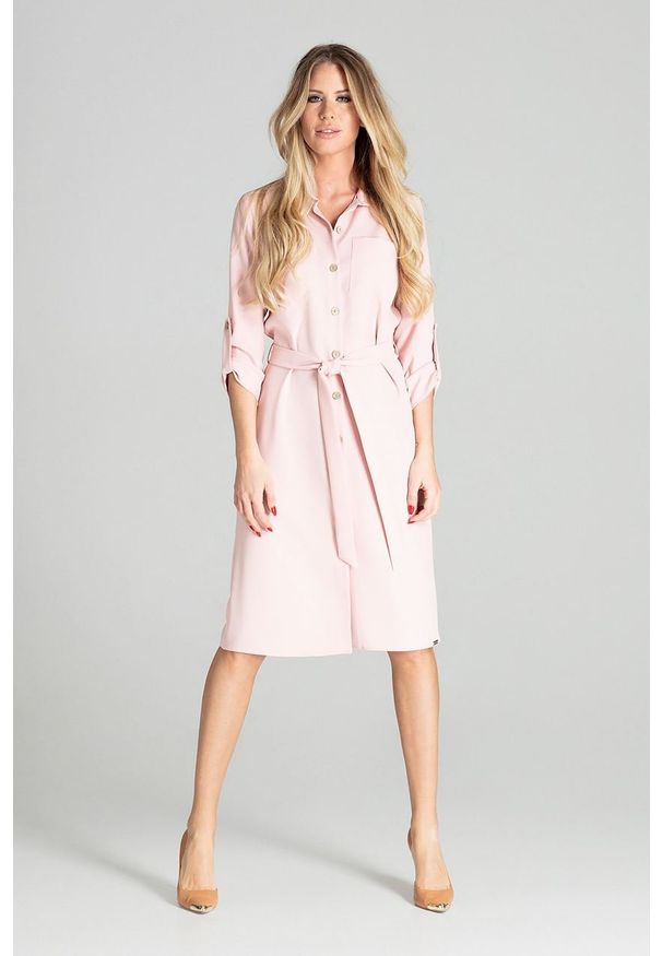 e-margeritka - Sukienka koszulowa na guziki z paskiem różowa - l. Kolor: różowy. Materiał: poliester, materiał. Wzór: aplikacja. Typ sukienki: koszulowe. Styl: elegancki