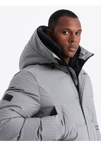 Ombre Clothing - Długa męska kurtka parka ze strukturalnej tkaniny – szara V2 OM-JALJ-0201 - XXL. Kolor: szary. Materiał: tkanina. Długość: długie. Wzór: aplikacja #7