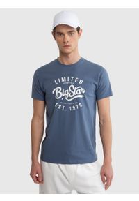 Big-Star - Koszulka męska bawełniana z nadrukiem niebieska Ratow 401. Okazja: na plażę, na spacer. Kolor: niebieski. Materiał: bawełna. Wzór: nadruk. Sezon: lato. Styl: wakacyjny, klasyczny