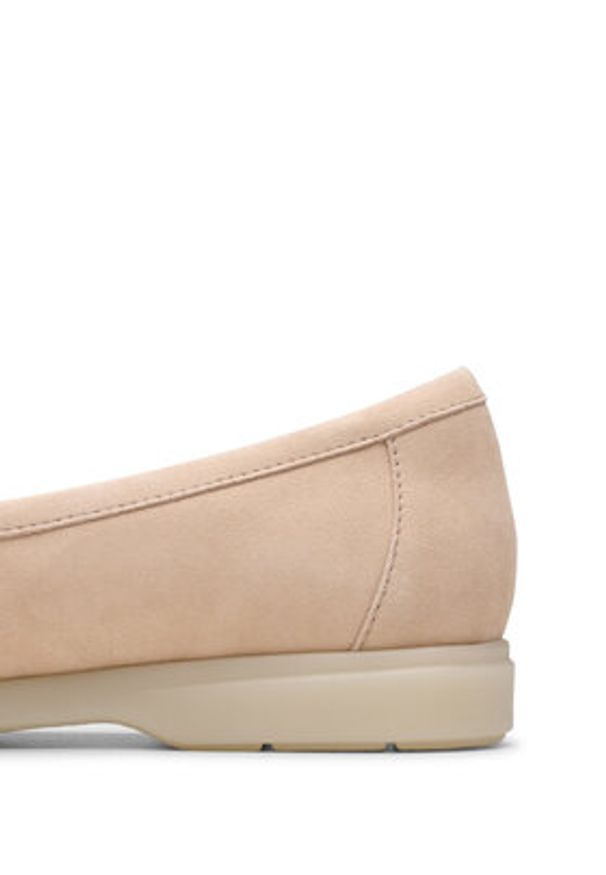 Clarks Mokasyny Narini Edge 26181453 Beżowy. Kolor: beżowy. Materiał: zamsz, skóra