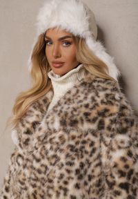 Renee - Beżowa Kurtka Futerko w Panterkowy Print z Szerokim Kołnierzem Nalorienne. Okazja: na spacer. Kolor: beżowy. Materiał: futro. Wzór: nadruk. Styl: elegancki #5