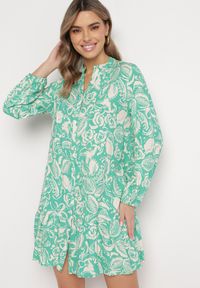 Born2be - Zielona Koszulowa Sukienka Mini o Rozkloszowanym Fasonie z Kwiatowym Motywem Hexama. Typ kołnierza: kołnierzyk stójkowy. Kolor: zielony. Długość rękawa: długi rękaw. Wzór: kwiaty. Sezon: wiosna, lato. Typ sukienki: koszulowe. Długość: mini #4