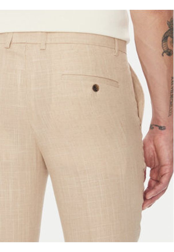 Lindbergh Garnitur 30-606060 Beżowy Slim Fit. Kolor: beżowy. Materiał: syntetyk