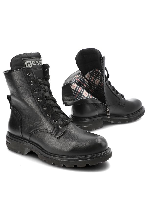 Czarne Botki Nessi Modne Obuwie Damskie. Okazja: na co dzień. Zapięcie: sznurówki. Kolor: czarny. Materiał: skóra. Styl: casual, elegancki