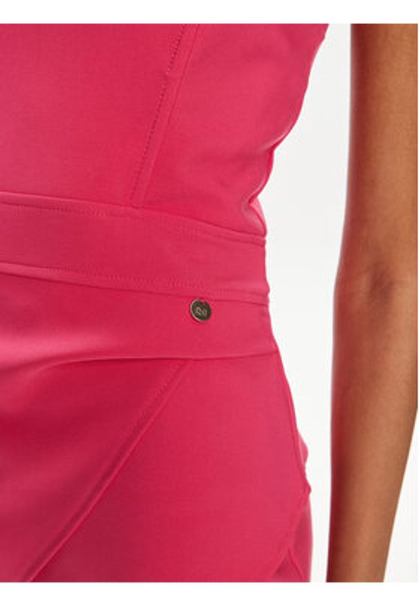 Rinascimento Sukienka koktajlowa CFC0119098003 Różowy Slim Fit. Kolor: różowy. Materiał: syntetyk. Styl: wizytowy