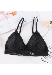 Intica - Braletka trójkątna minimalistyczna na co dzień i na eleganckie okazje Seiran. Kolor: czarny. Materiał: materiał #1