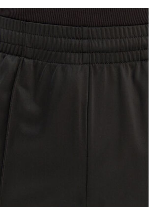 Kappa Dres 3500060 Czarny Regular Fit. Kolor: czarny. Materiał: syntetyk