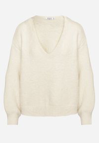 Born2be - Jasnobeżowy Sweter z Wełną i Ozdobnymi Naszywkami na Łokciach Norethra. Typ kołnierza: dekolt w serek. Kolor: beżowy. Materiał: wełna. Długość rękawa: długi rękaw. Długość: długie. Wzór: aplikacja. Sezon: zima, jesień. Styl: elegancki #4