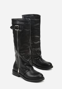 Renee - Czarne Kozaki w Stylu Bikerów z Klamrą i Suwakiem Linfara. Okazja: na co dzień. Zapięcie: klamry. Kolor: czarny. Materiał: skóra, jeans. Styl: casual, klasyczny #5