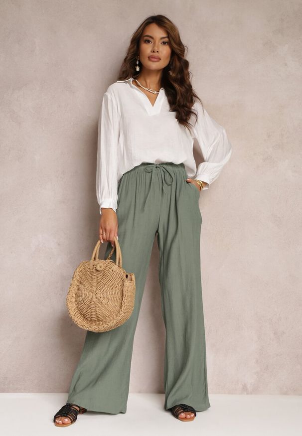 Renee - Ciemnozielone Spodnie Materiałowe z Marszczoną Gumką Pimpernel. Kolor: zielony. Materiał: materiał