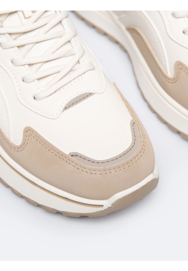 Big-Star - Sneakersy damskie beżowe RR274A216 801. Okazja: na co dzień. Kolor: beżowy. Materiał: zamsz, guma