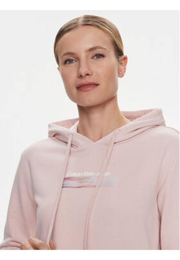 Calvin Klein Jeans Bluza Diffused J20J223267 Różowy Regular Fit. Kolor: różowy. Materiał: bawełna