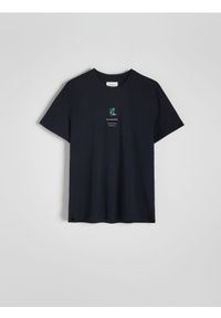 Reserved - T-shirt regular z nadrukiem - granatowy. Kolor: niebieski. Materiał: bawełna. Wzór: nadruk