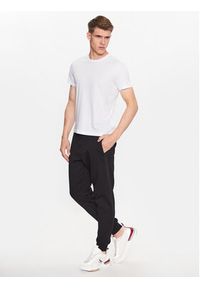 Calvin Klein Spodnie dresowe Logo Tape K10K111565 Czarny Comfort Fit. Kolor: czarny. Materiał: syntetyk, dresówka, bawełna #3