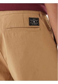 DC Shoes Szorty materiałowe Worker ADYWS03087 Beżowy Regular Fit. Kolor: beżowy. Materiał: bawełna #2