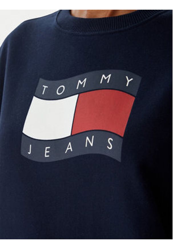 Tommy Jeans Bluza Wavy Flag DW0DW22742 Granatowy Boxy Fit. Kolor: niebieski. Materiał: bawełna