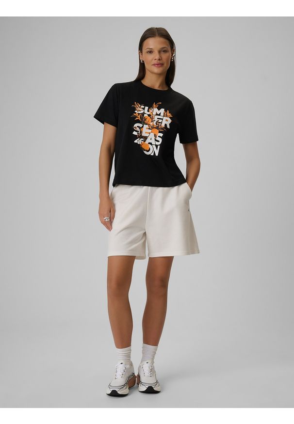 4f - 4F T-shirt boxy z nadrukiem damski - czarny S. Okazja: na co dzień. Kolor: czarny. Materiał: dzianina, bawełna, materiał. Wzór: nadruk. Styl: casual