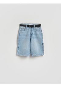 Reserved - Szorty jeansowe z paskiem - niebieski. Kolor: niebieski. Materiał: jeans