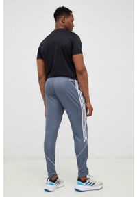 adidas Performance spodnie treningowe Tiro 23 kolor szary z aplikacją. Kolor: szary. Materiał: skóra, dzianina, materiał. Wzór: aplikacja. Sport: fitness #2