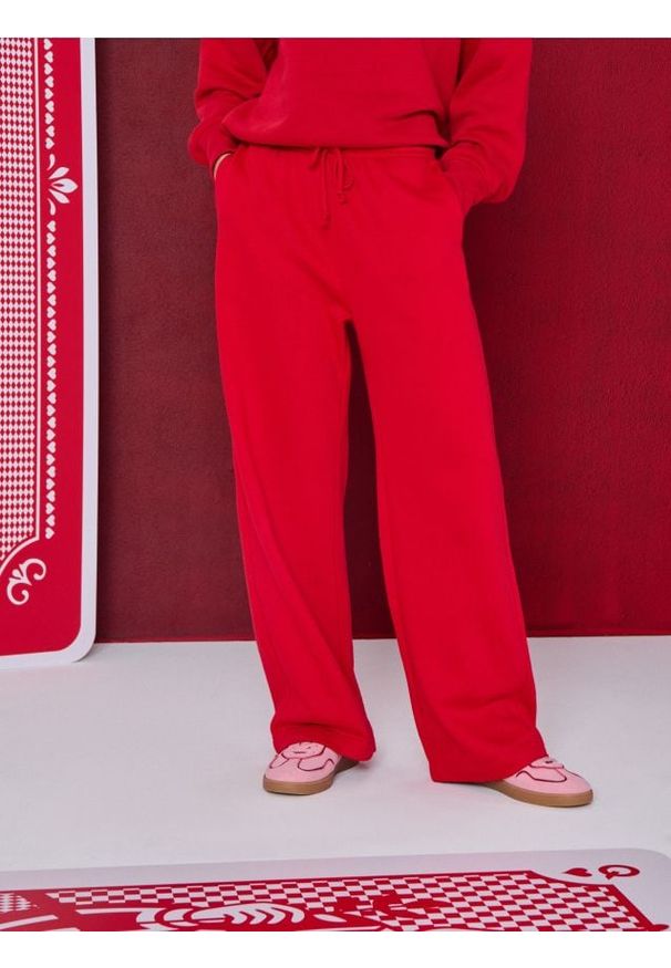 Sinsay - Spodnie materiałowe z szeroką nogawką - czerwony. Kolor: czerwony. Materiał: materiał