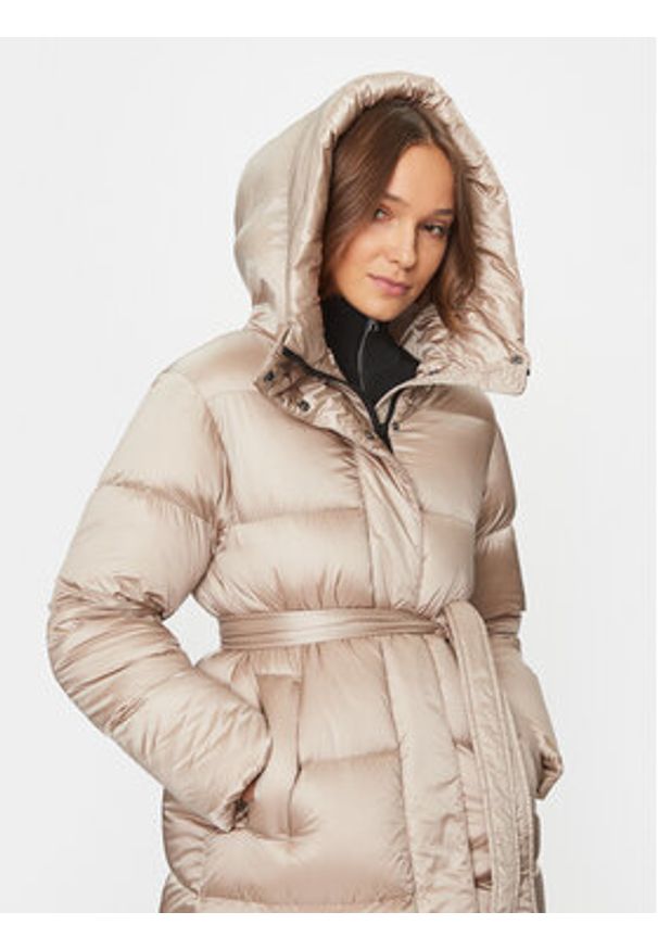 Hetrego - Hetregó Płaszcz zimowy Karen 8K605 Beżowy Regular Fit. Kolor: beżowy. Materiał: syntetyk. Sezon: zima