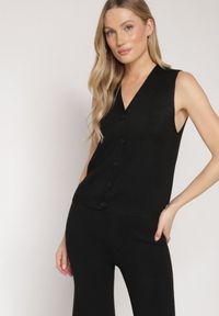 Born2be - Czarny Komplet z Dzianiny z Wełną Spodnie Kardigan i Kamizelka na Guziki Meviseffa. Kolor: czarny. Materiał: wełna, dzianina #6