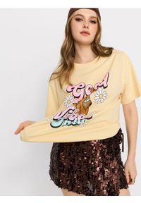 Sinsay - Bawełniana koszulka z nadrukiem Scooby Doo - żółty. Kolor: żółty. Materiał: bawełna. Wzór: nadruk #1