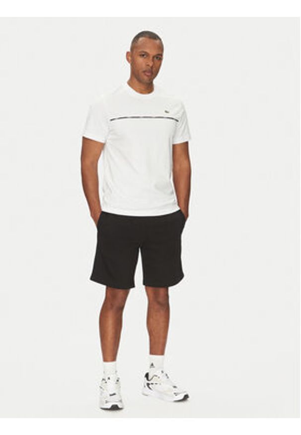 Lacoste T-Shirt TH9842 Biały Regular Fit. Kolor: biały. Materiał: bawełna