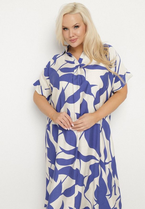Born2be - Niebieska Sukienka Rozkloszowana z Bawełną w Abstrakcyjny Print Telanisa. Okazja: na co dzień. Kolor: niebieski. Materiał: bawełna. Wzór: nadruk. Typ sukienki: rozkloszowane. Styl: elegancki, casual
