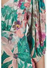 medicine - Medicine sukienka kolor beżowy maxi rozkloszowana. Kolor: beżowy. Materiał: tkanina. Typ sukienki: rozkloszowane. Długość: maxi #3