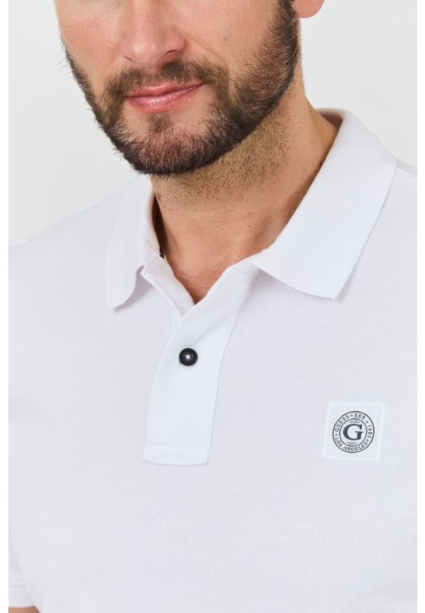 Guess - GUESS Białe męskie polo Washed, Rozmiar XL. Typ kołnierza: polo. Kolor: biały