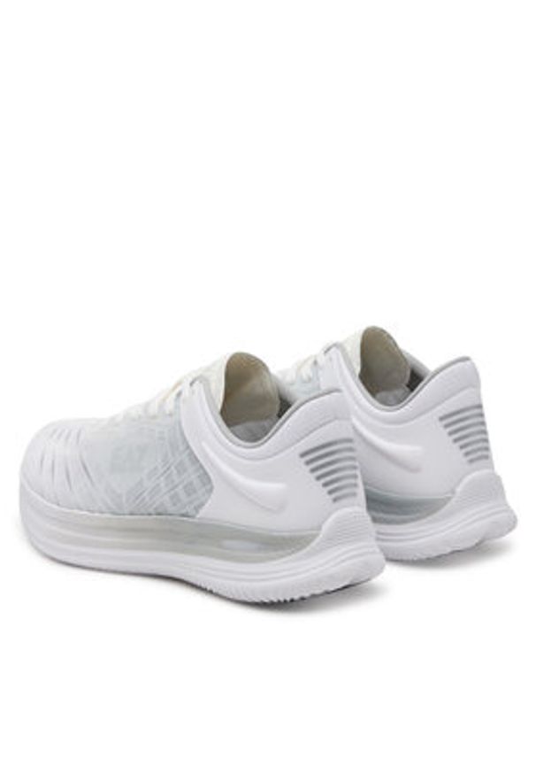 EA7 Emporio Armani Sneakersy X8X243 XK440 R965 Biały. Kolor: biały. Materiał: materiał