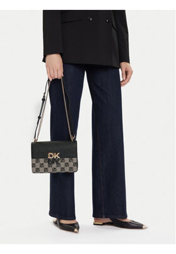 DKNY Torebka Echo Sm Chain Flap R423YE31 Czarny. Kolor: czarny. Materiał: skórzane
