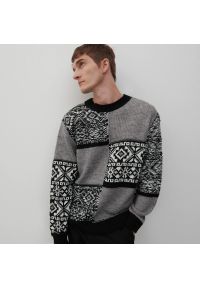 Reserved - PREMIUM Wełniany sweter z nieregularnym wzorem - Wielobarwny. Materiał: wełna
