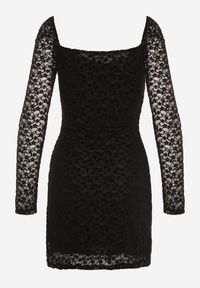Born2be - Czarna Koronkowa Sukienka o Dopasowanym Kroju z Kwadratowym Dekoltem Tiwedesa. Okazja: na imprezę. Typ kołnierza: dekolt kwadratowy. Kolor: czarny. Materiał: koronka. Styl: klasyczny, elegancki #6