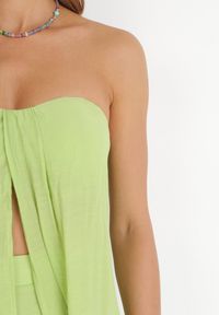 Born2be - Zielony 2-częściowy Komplet Szerokie Spodnie z Gumką i Przedłużany Top Nanisa. Kolor: zielony. Materiał: tkanina, wiskoza. Wzór: gładki #4