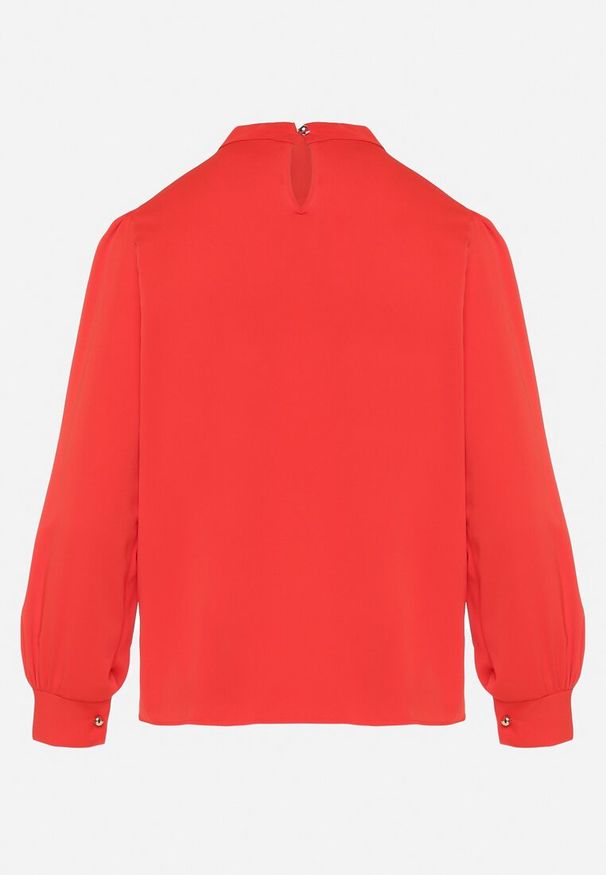 Born2be - Czerwona Bluzka z Ozdobnym Krawatem i Perłami Opinua. Kolor: czerwony