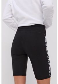 DKNY - Dkny Szorty damskie kolor czarny gładkie high waist. Stan: podwyższony. Kolor: czarny. Materiał: dzianina. Wzór: gładki
