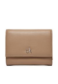 Calvin Klein Mały Portfel Damski Ck Daily Medium Trifold_Pbl K60K612851 Beżowy. Kolor: beżowy. Materiał: skóra