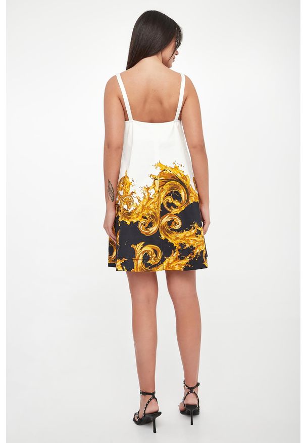 Versace Jeans Couture - Sukienka jeansowa z nadrukiem VERSACE JEANS COUTURE. Wzór: nadruk