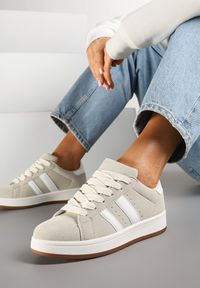 Renee - Beżowe Sneakersy Ozdobione Paskami Dolirenna. Okazja: na co dzień, na spacer. Zapięcie: pasek. Kolor: beżowy. Materiał: jeans. Wzór: aplikacja. Obcas: na płaskiej podeszwie. Sport: turystyka piesza