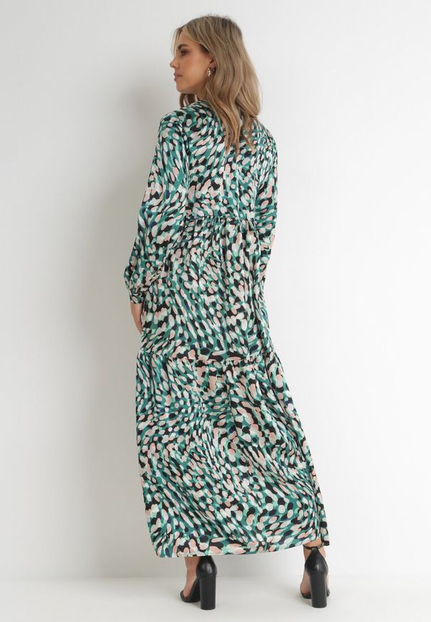 Born2be - Zielona Koszulowa Sukienka z Falbaną w Fantazyjny Nadruk Klamee. Okazja: na co dzień. Kolor: zielony. Wzór: nadruk. Typ sukienki: koszulowe. Styl: casual