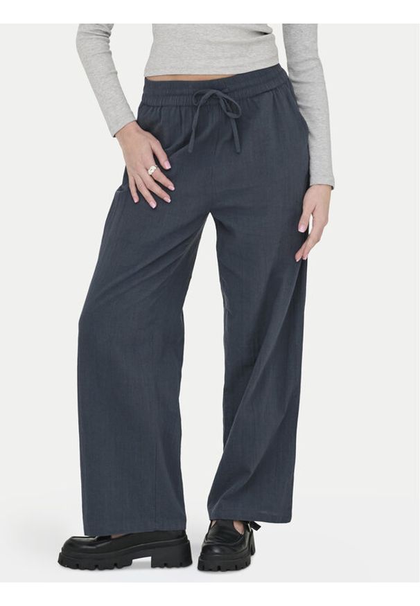 only - ONLY Spodnie materiałowe Tizana 15319090 Niebieski Regular Fit. Kolor: niebieski. Materiał: bawełna